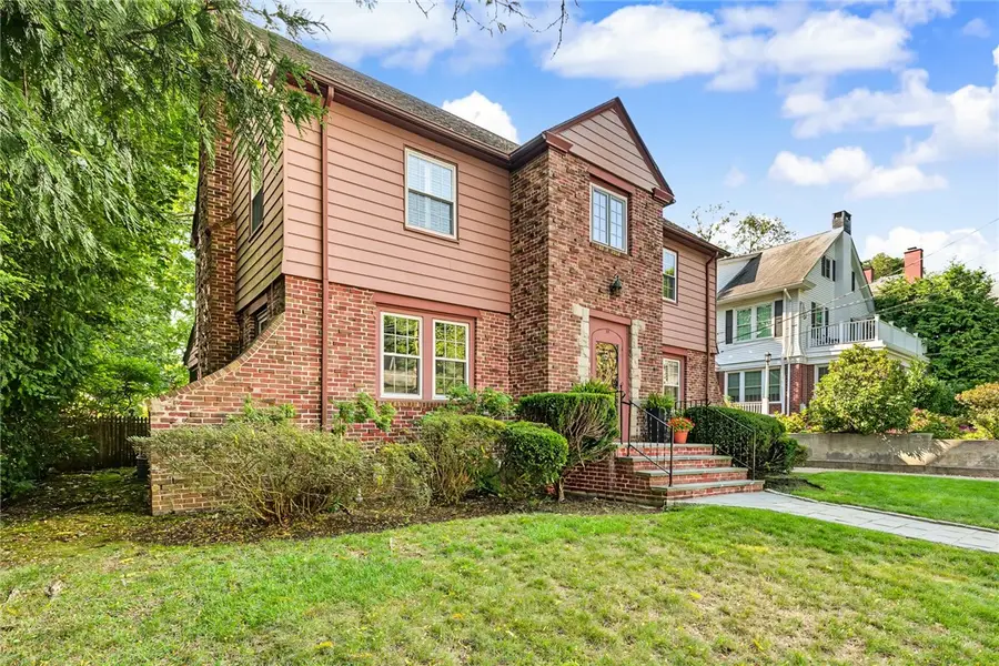 49 Laurel Avenue, Providence, RI 02906 - #3