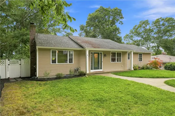 6 Marywood Lane, Cumberland, RI 02864