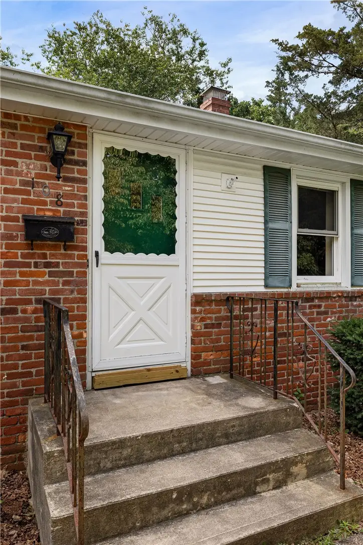 108 Longfellow Drive, Warwick, RI 02818 - #3