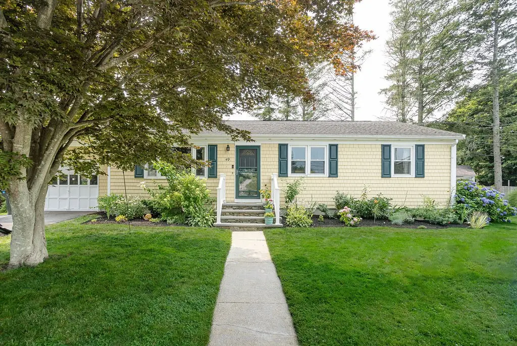 49 Evergreen Drive, Portsmouth, RI 02871 - #1