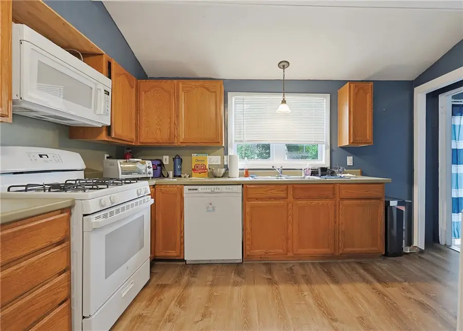 85 Hughes Avenue, Pawtucket, RI 02861 - #2