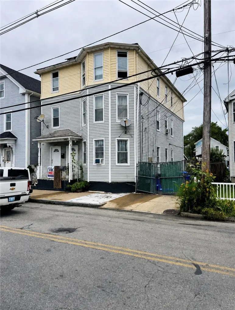 739 Potters Ave Avenue, Providence, RI 02907 - #1