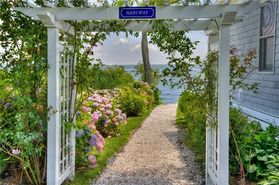 75 Macomber Lane, Portsmouth, RI 02871 - #2