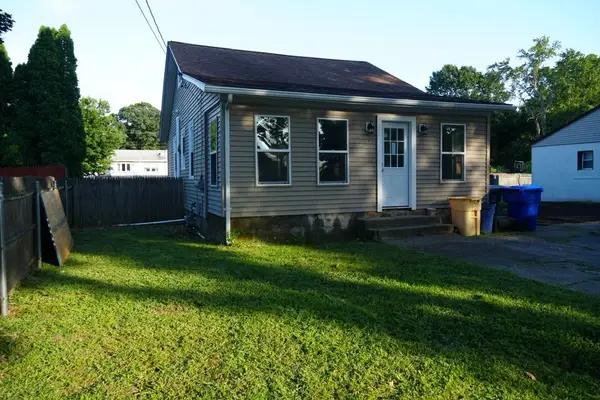 9 Vineland Avenue, East Providence, RI 02916