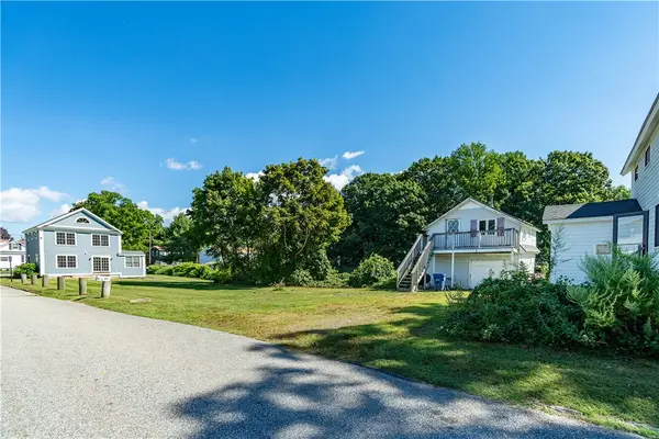 82 Carder Road, Warwick, RI 02889