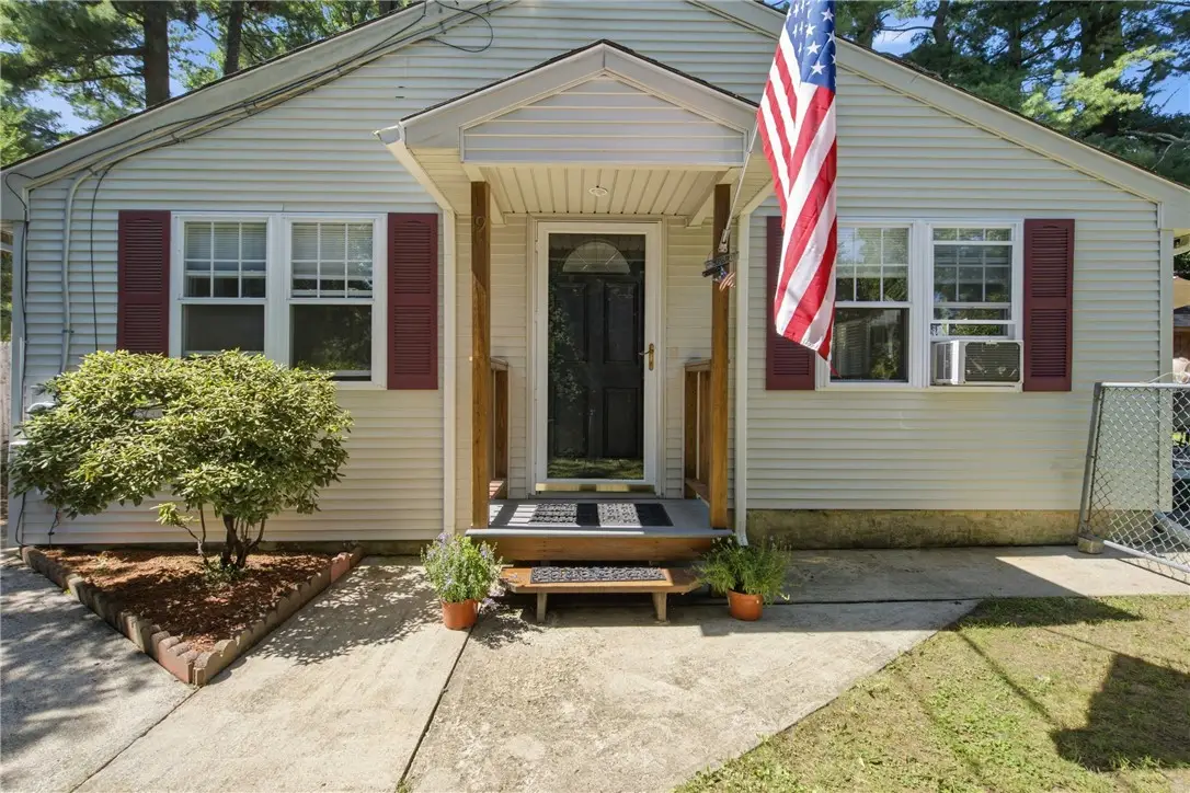 19 Sunset Avenue, Coventry, RI 02816 - #1