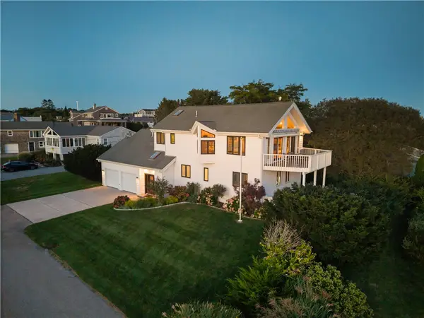 16 Larch Avenue, Narragansett, RI 02882