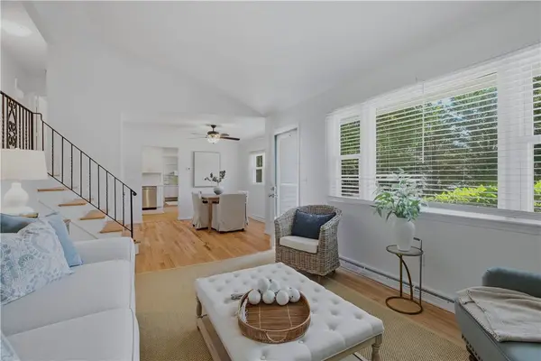 117 Canonchet Drive, Portsmouth, RI 02871