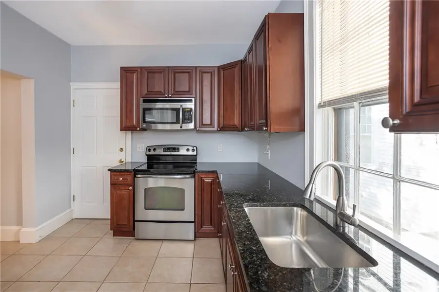 85 Mill Street #1, Newport, RI 02840 - #3