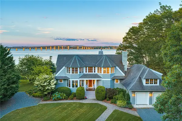 81 Quarry Road, North Kingstown, RI 02874