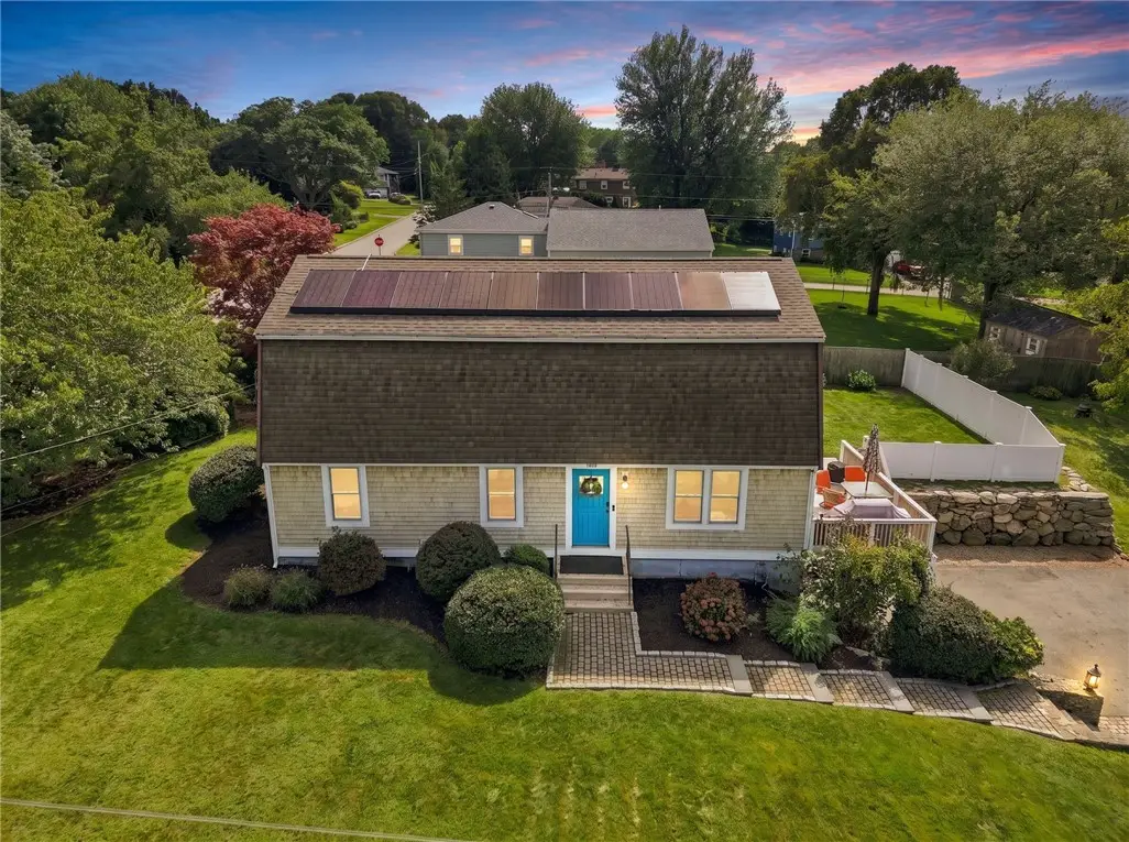 185 Kearns Avenue, Tiverton, RI 02878 - #1