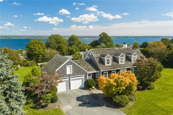 80 Holman Street, Portsmouth, RI 02871