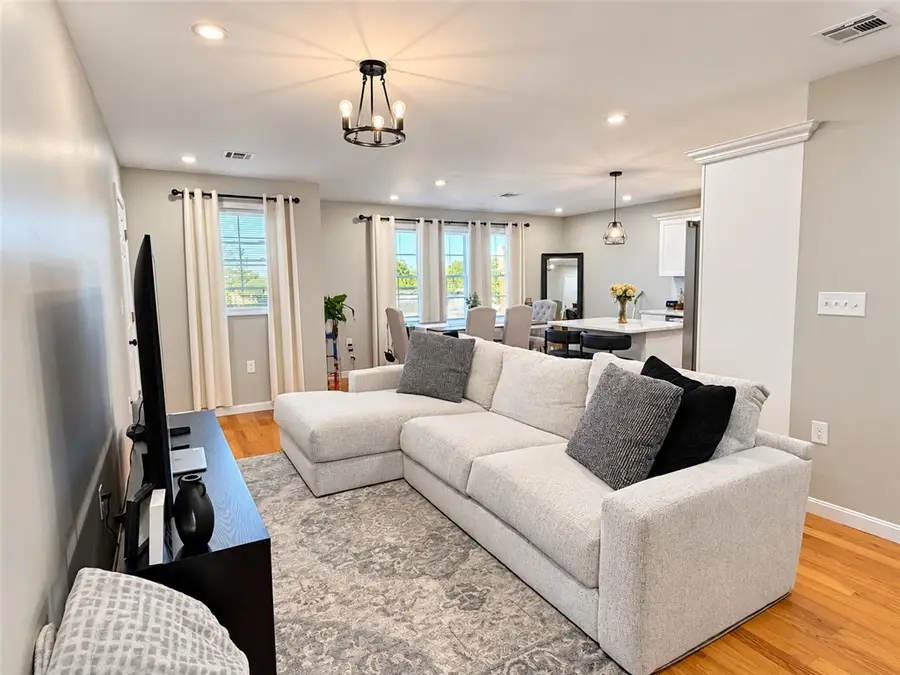20 Fairview Street, Providence, RI 02908 - #2
