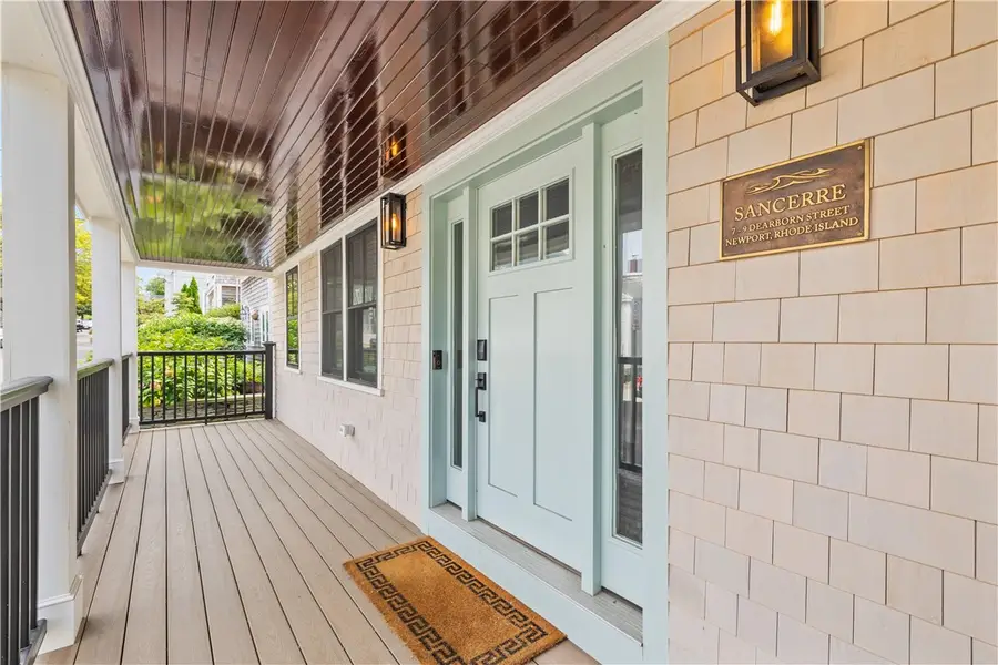 7 Dearborn Street #1, Newport, RI 02840 - #3
