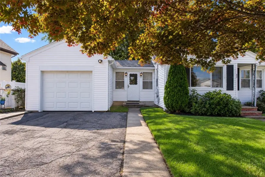 89 Marlow Street, Cranston, RI 02920 - #3