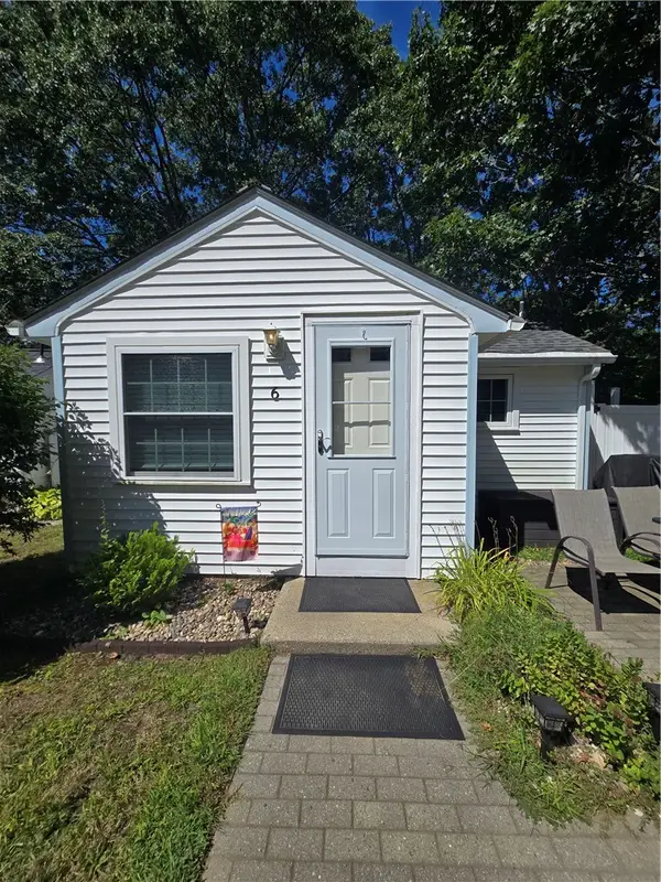 88 Old Post Road #6, Westerly, RI 02891