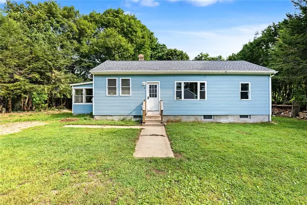 3 Champlin Drive, Hopkinton, RI 02804