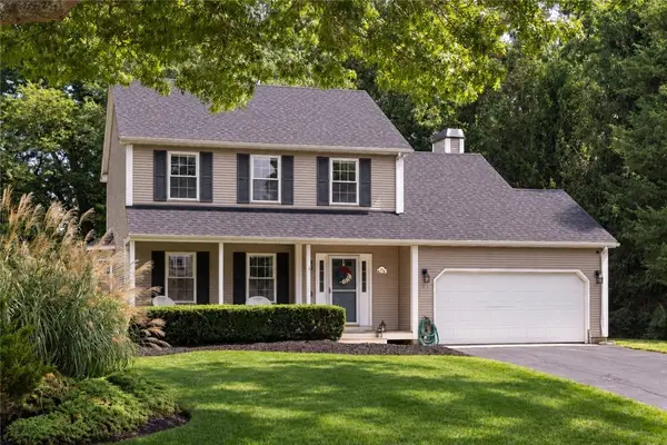 17 Watch Hill Way, South Kingstown, RI 02879
