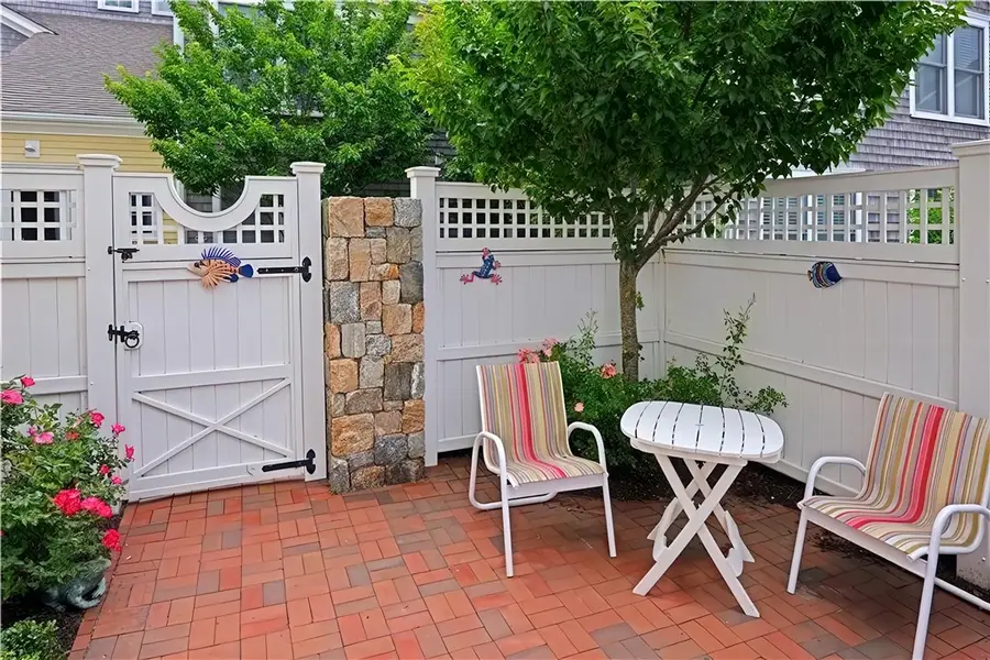 20 Narragansett Avenue #300, Narragansett, RI 02882 - #3