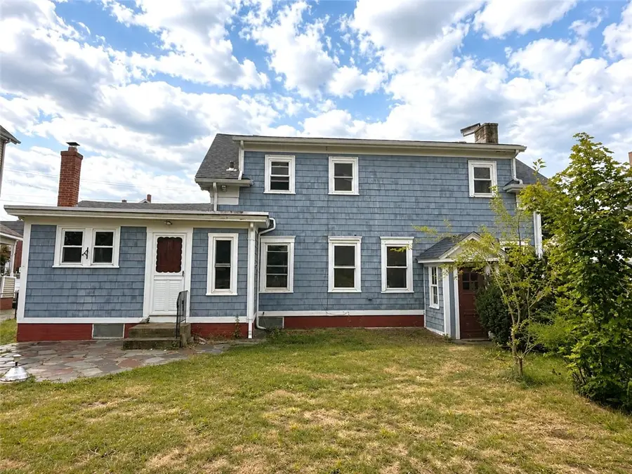 39 Illinois Street, Central Falls, RI 02863 - #3