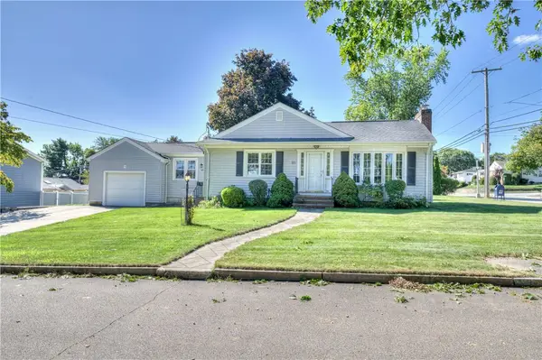40 Brimfield Road, Cranston, RI 02920