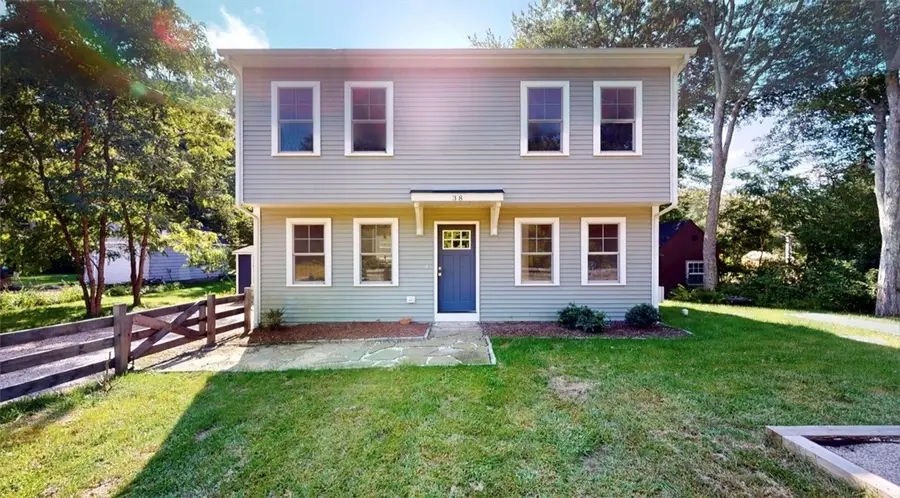 38 Vars Lane, Bradford, RI 02808 - #2
