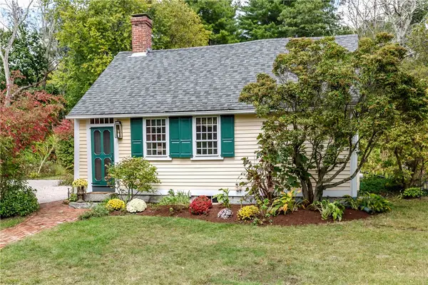 1409 Hope Road, Cranston, RI 02831