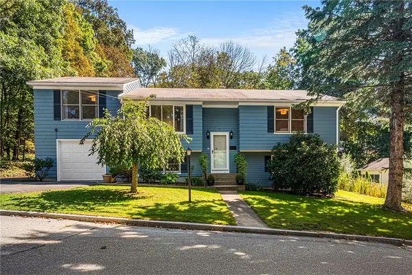 77 Rowley Street, Providence, RI 02909