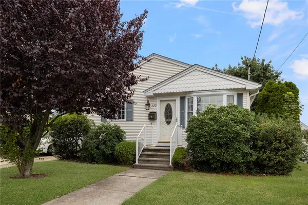 330 Daggett Avenue, Pawtucket, RI 02861