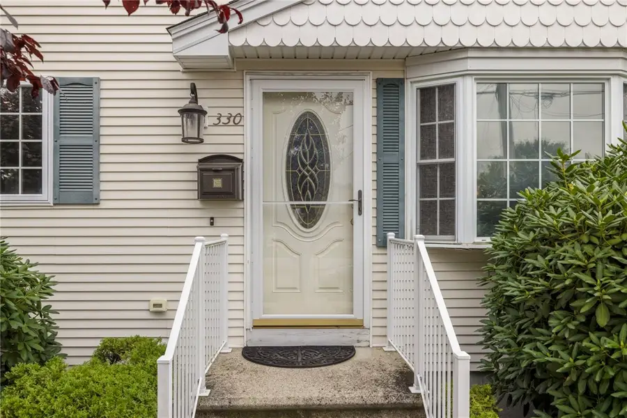 330 Daggett Avenue, Pawtucket, RI 02861 - #2