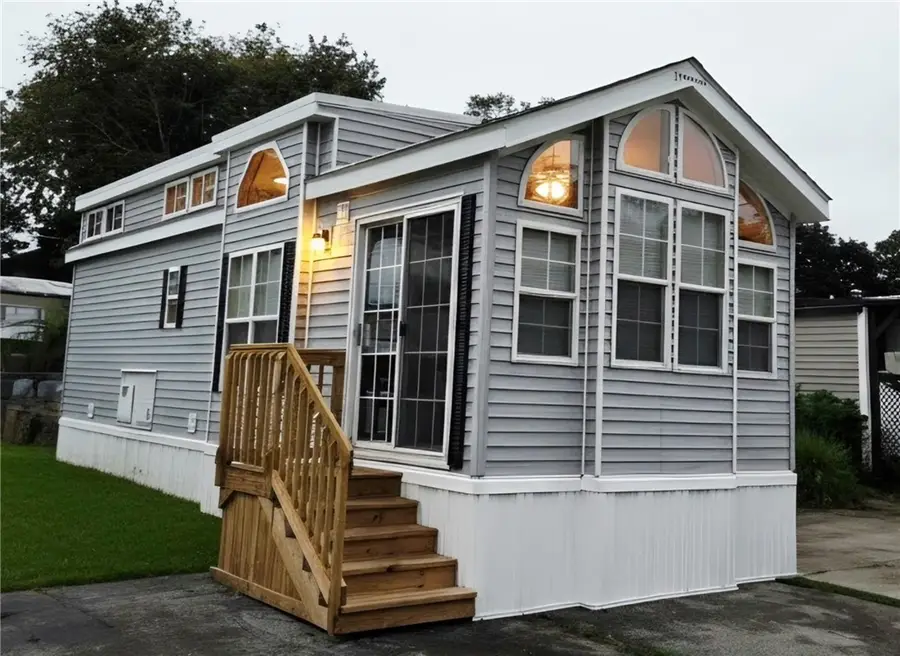 17 Stelhanie Drive, Pawtucket, RI 02860 - #2