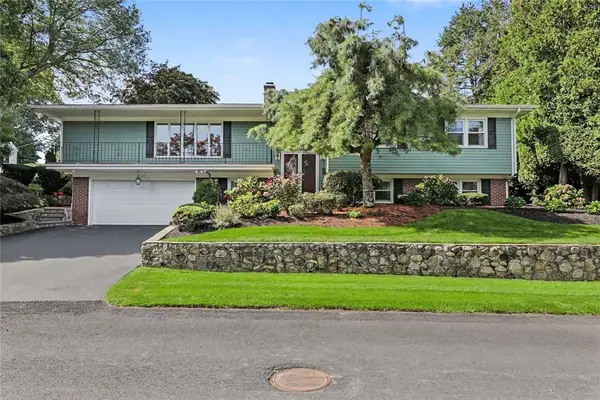 14 Sweet Hill Drive, Johnston, RI 02919