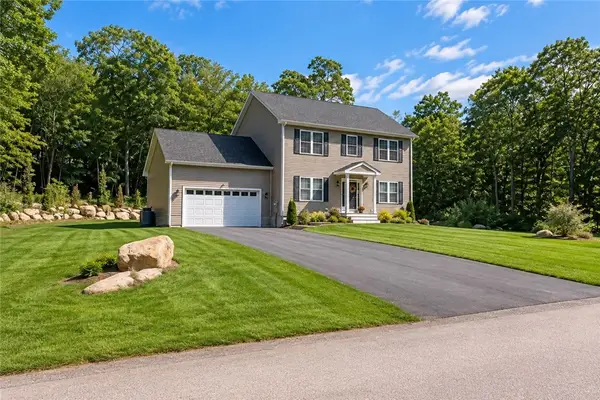 45 Hopkinton Hill Road, Hopkinton, RI 02832