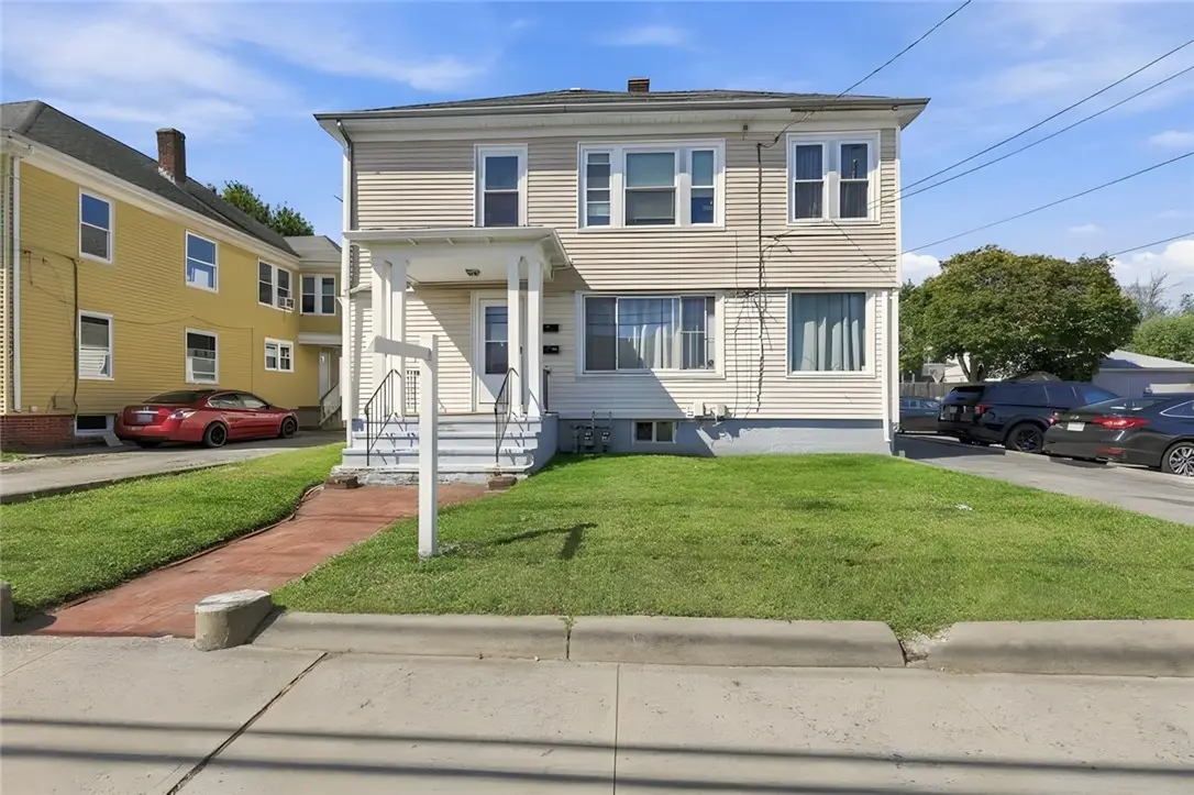 904 Newport Avenue, Pawtucket, RI 02861 - #1