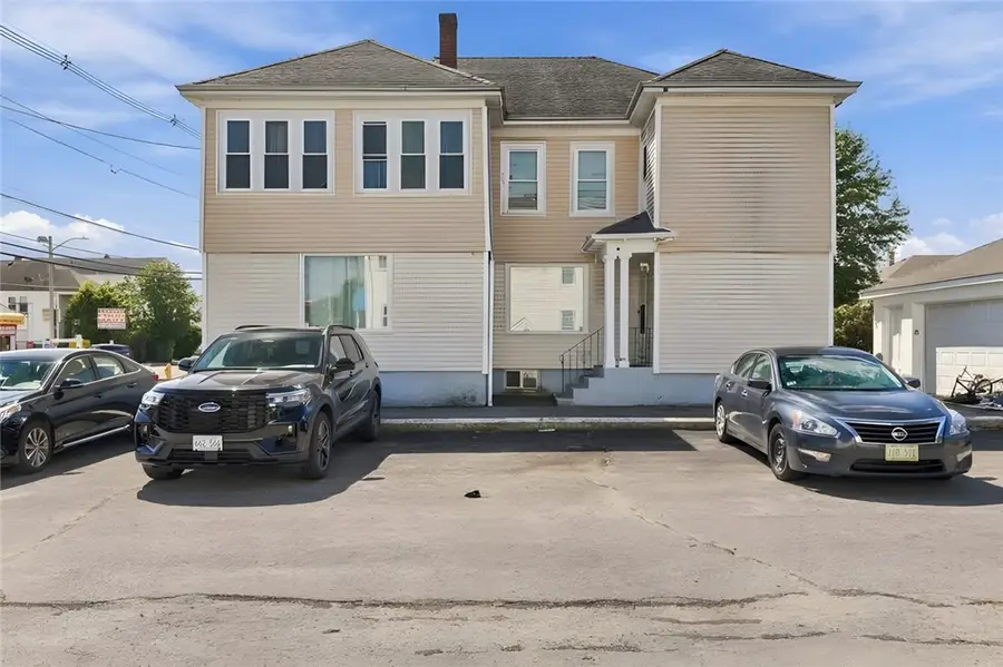 904 Newport Avenue, Pawtucket, RI 02861 - #3
