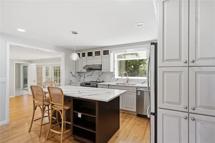 22 Carriage Drive, Lincoln, RI 02865 - #2