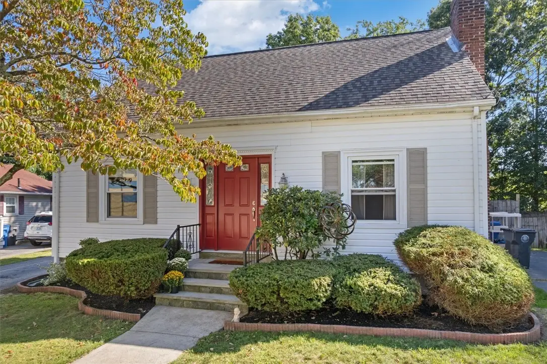 184 Chestnut Avenue, Cranston, RI 02910 - #1