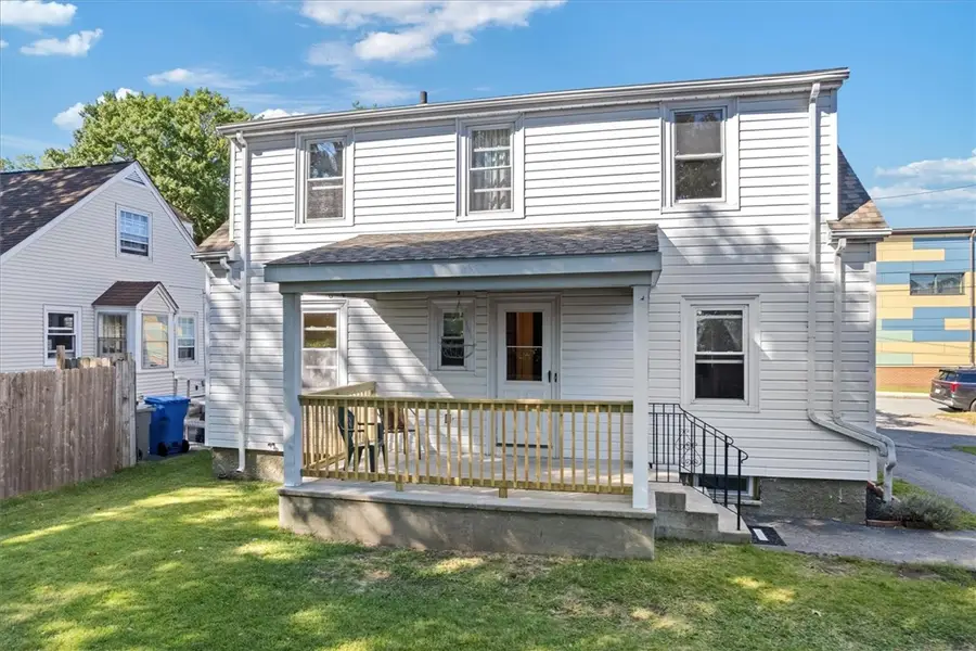 184 Chestnut Avenue, Cranston, RI 02910 - #3