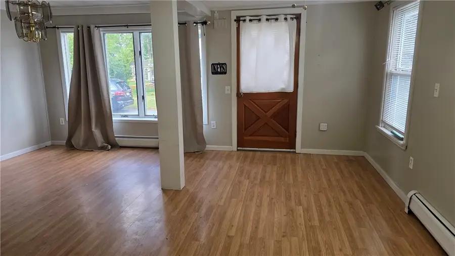18 Glen Street, Riverside, RI 02915 - #3