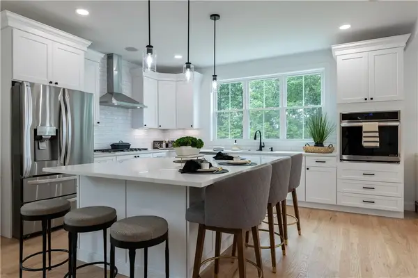 9 Stoneridge Road, Smithfield, RI 02917