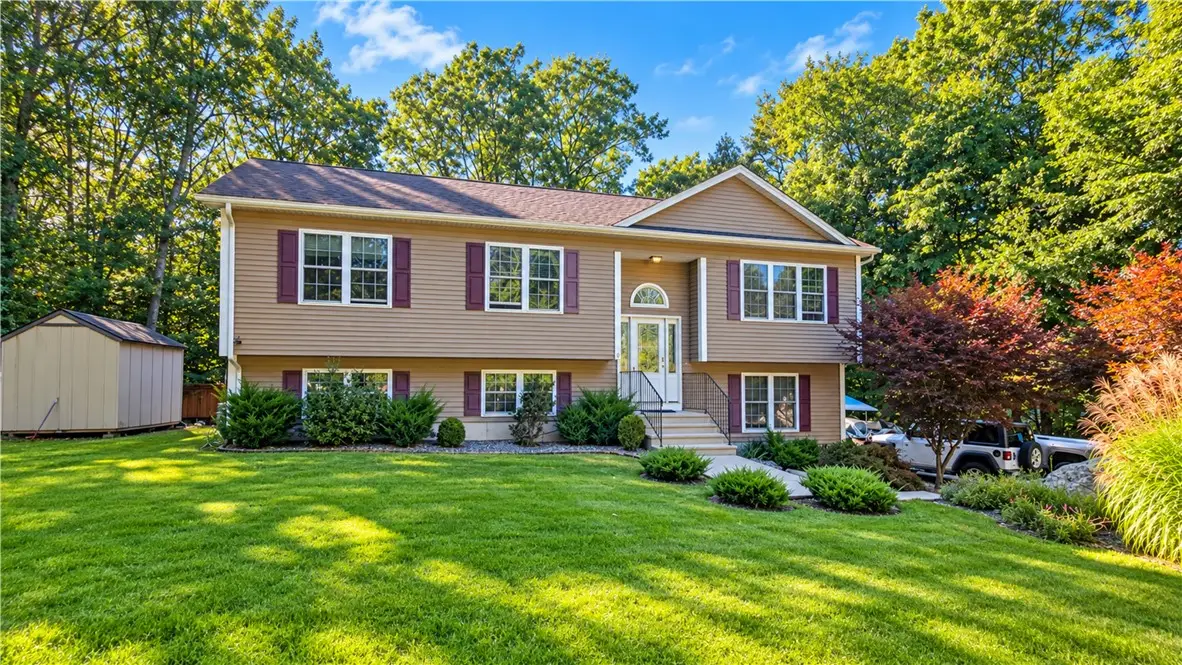 35 Doe Crossing Drive, Burrillville, RI 02859 - #1