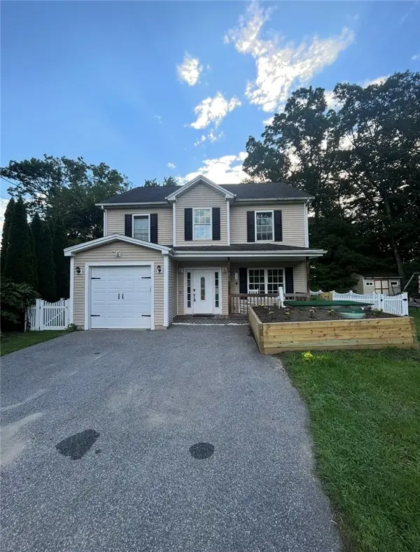 29 Genoa Avenue, Johnston, RI 02919