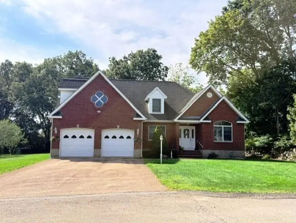 22 South Drive, Westerly, RI 02891