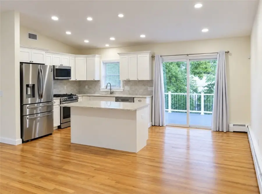 221 Hyde Street, Cranston, RI 02920 - #2