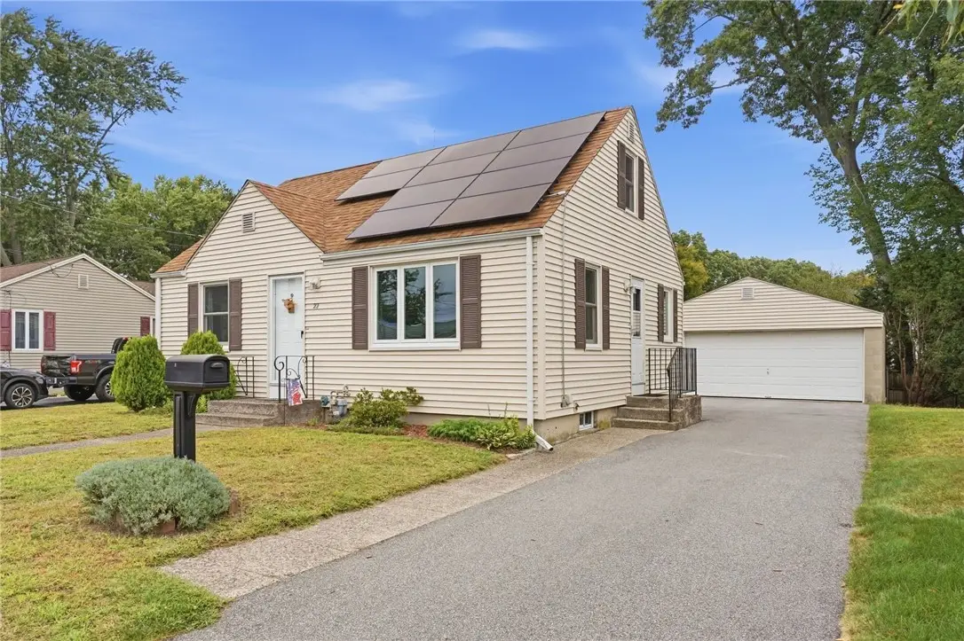 22 Larchmere Drive, Rumford, RI 02916 - #1