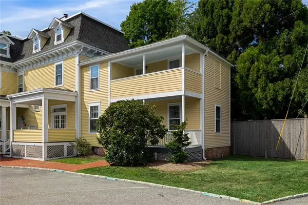 364 Bellevue Avenue #D103E, Newport, RI 02840