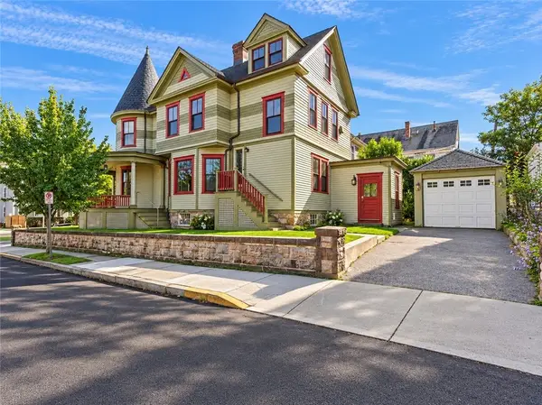 350 Broadway, Newport, RI 02840