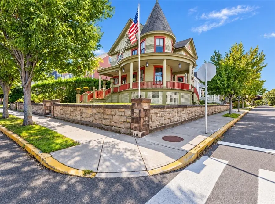 350 Broadway, Newport, RI 02840 - #3