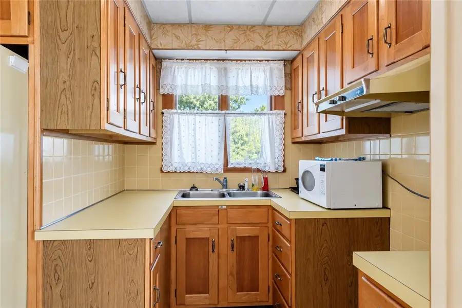 105 Dorman Avenue, North Providence, RI 02904 - #3