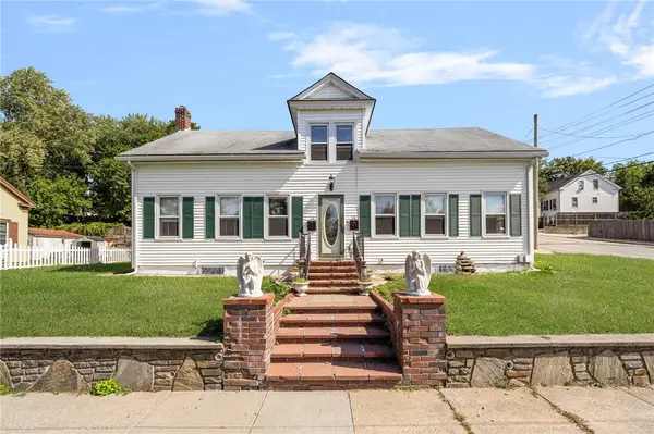 14 Border Street, West Warwick, RI 02893